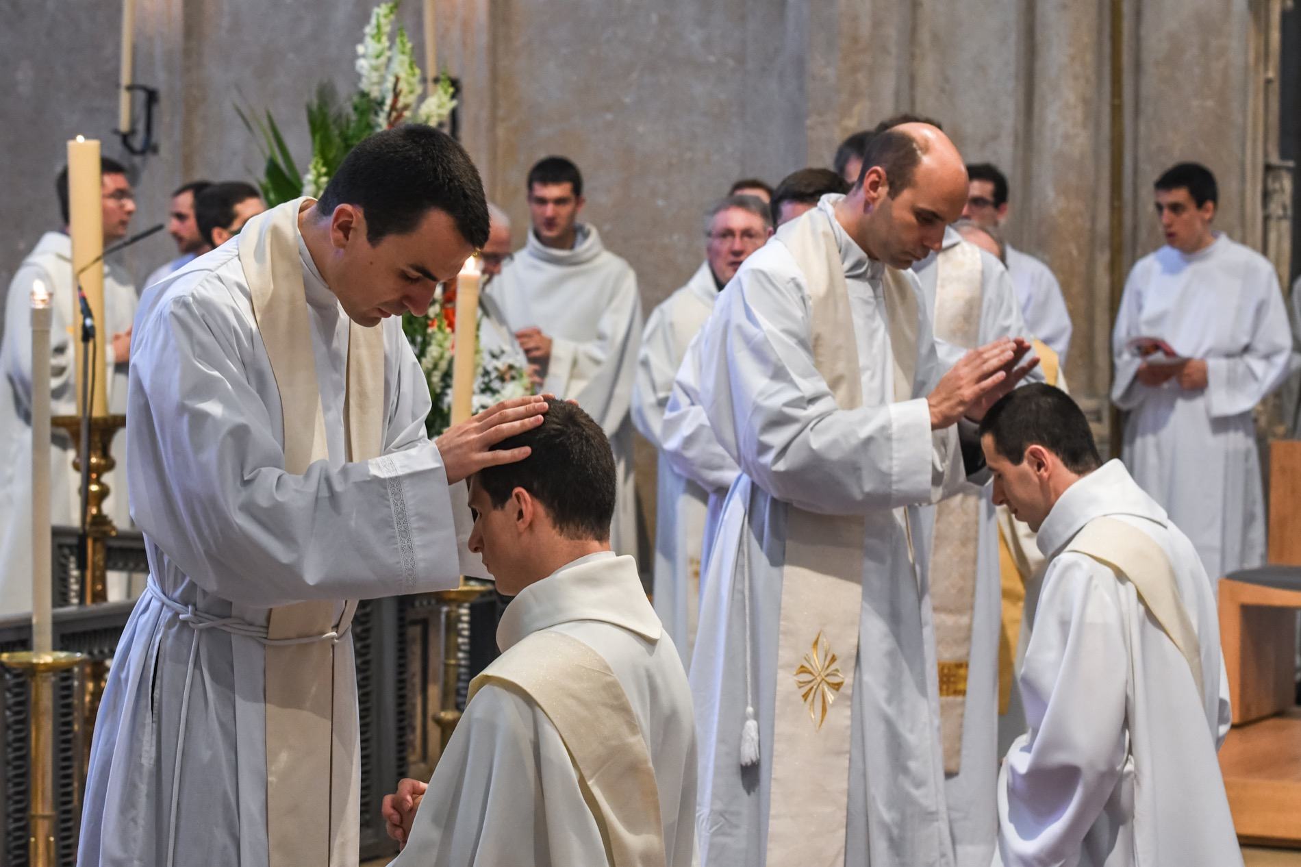Ordination sacerdotale de Luc et Marc