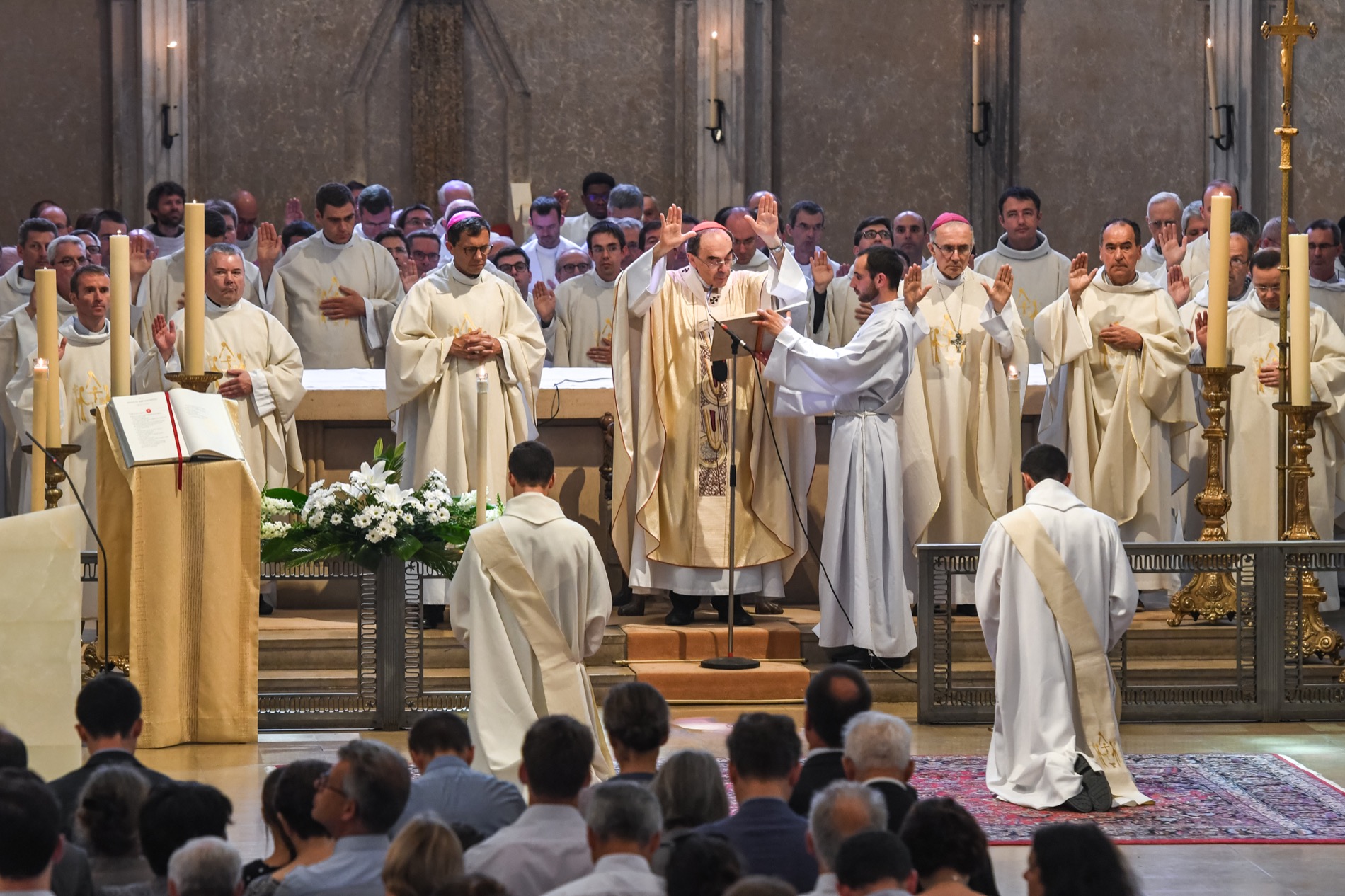 Ordination sacerdotale de Luc et Marc
