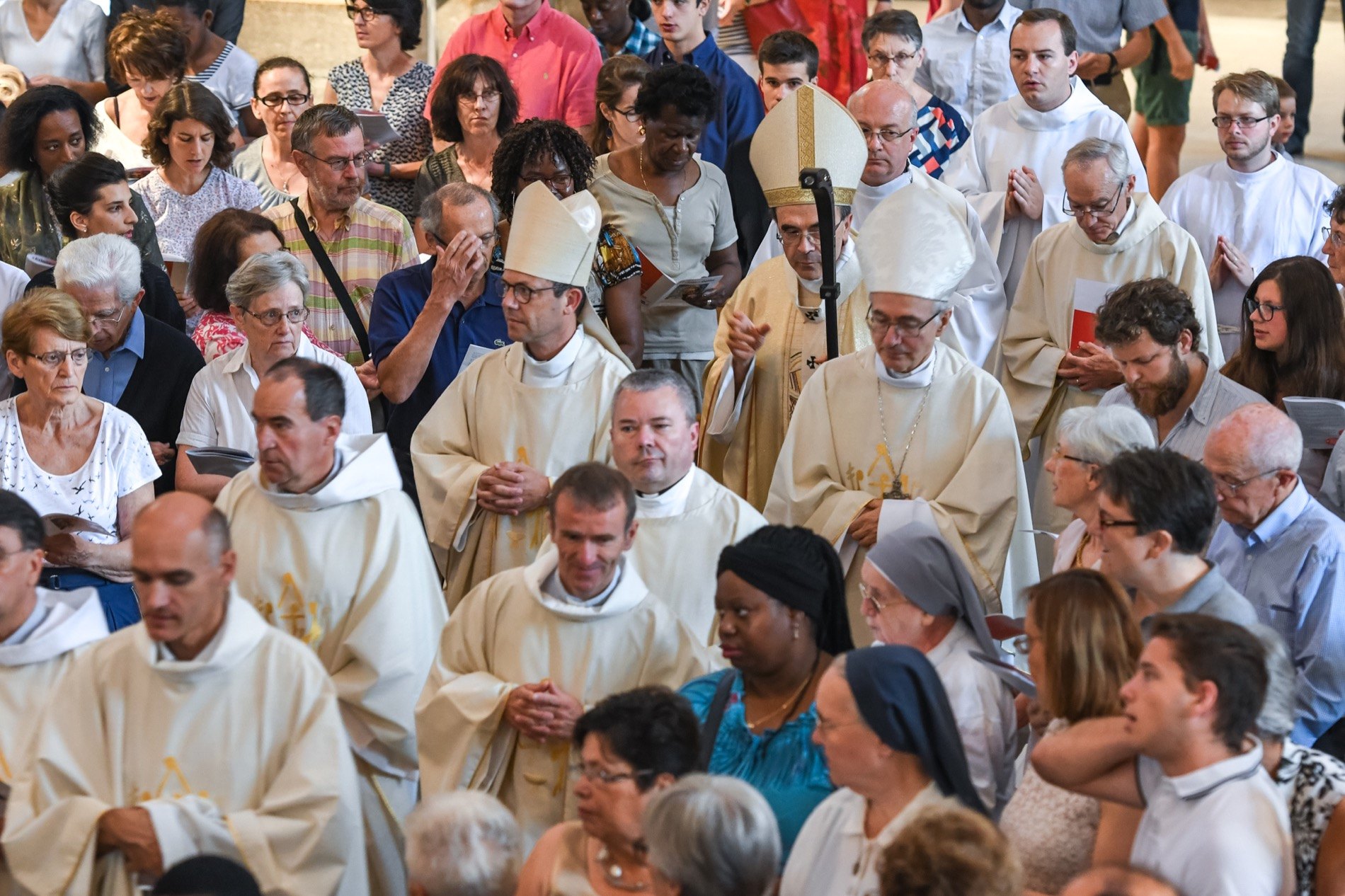 Ordination sacerdotale de Luc et Marc