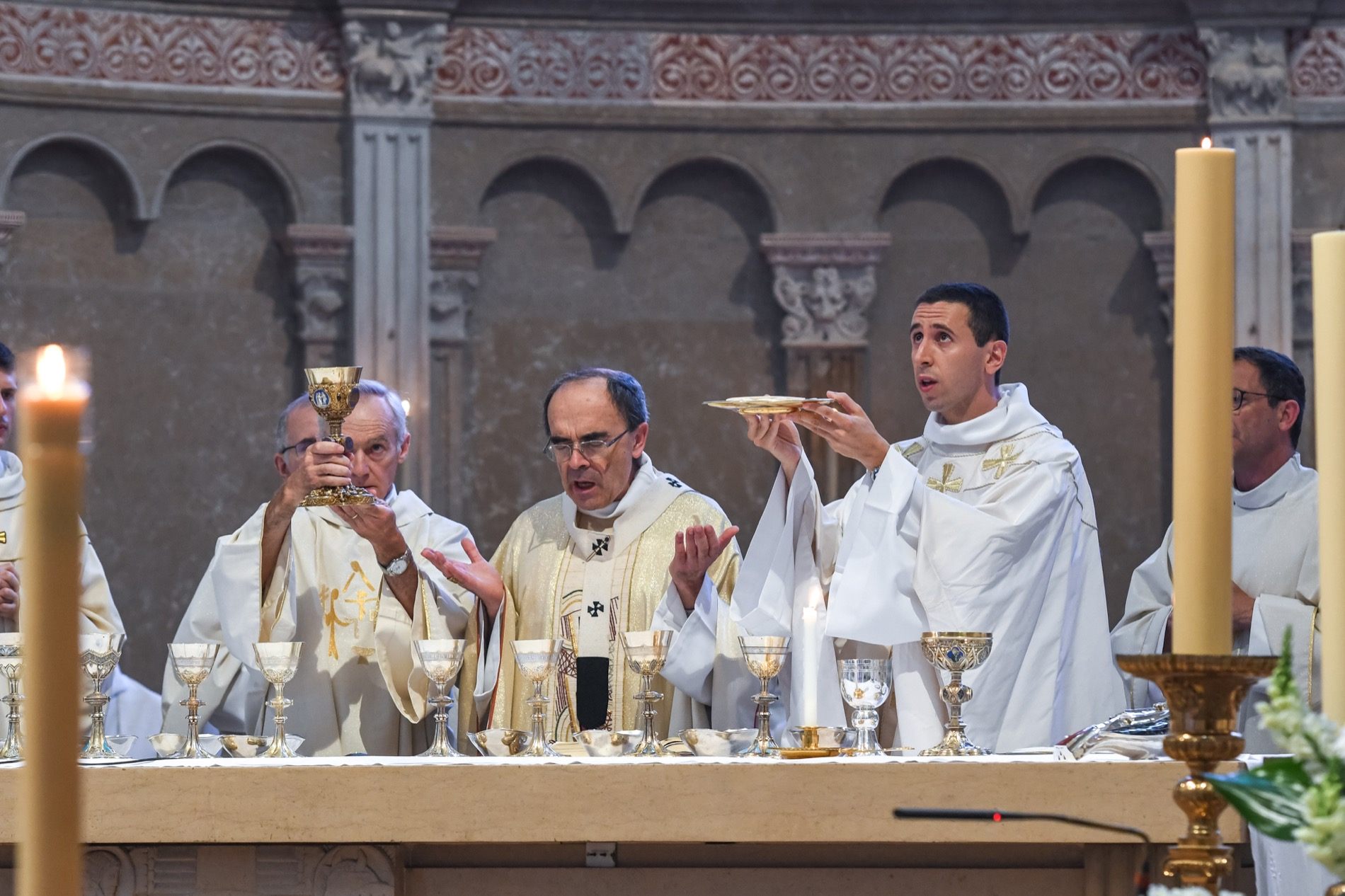 Ordination sacerdotale de Luc et Marc
