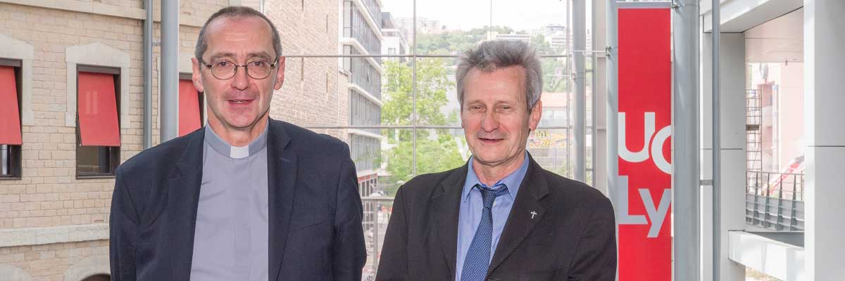 Changement de recteur à la « catho » !